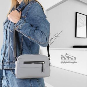 کیف دوشی زنانه مدل جلو زیپ دار