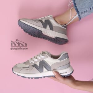 کتونی نیوبالانس زنانه New Balance 520